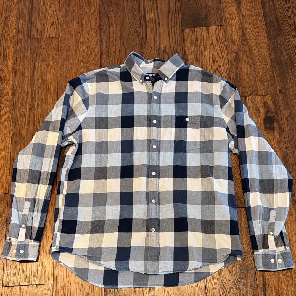 Express button down